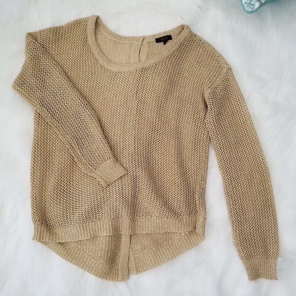 Sweater top